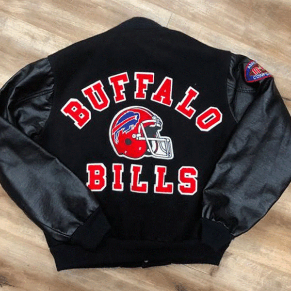 Discover the iconic 90's Buffalo Bills Varsity Jacket! Perfect for fans and vintage style lovers, grab yours and celebrate team spirit in classic style.